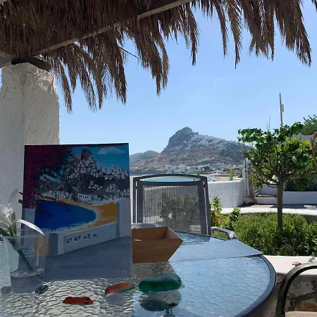 Inn Skyros Beachfront Haven-A Breath Away To The Beach *