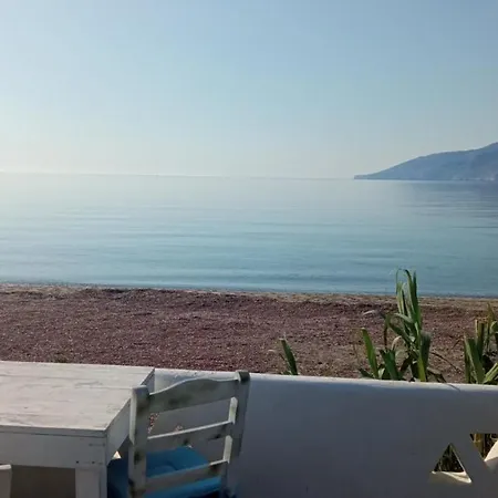 Inn Skyros Beachfront Haven-A Breath Away To The Beach Skyros