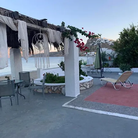 Skyros Beachfront Haven-A Breath Away To The Beach