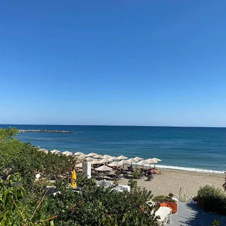 Han/Misafirhane Skyros Beachfront Haven-A Breath Away To The Beach İskiri